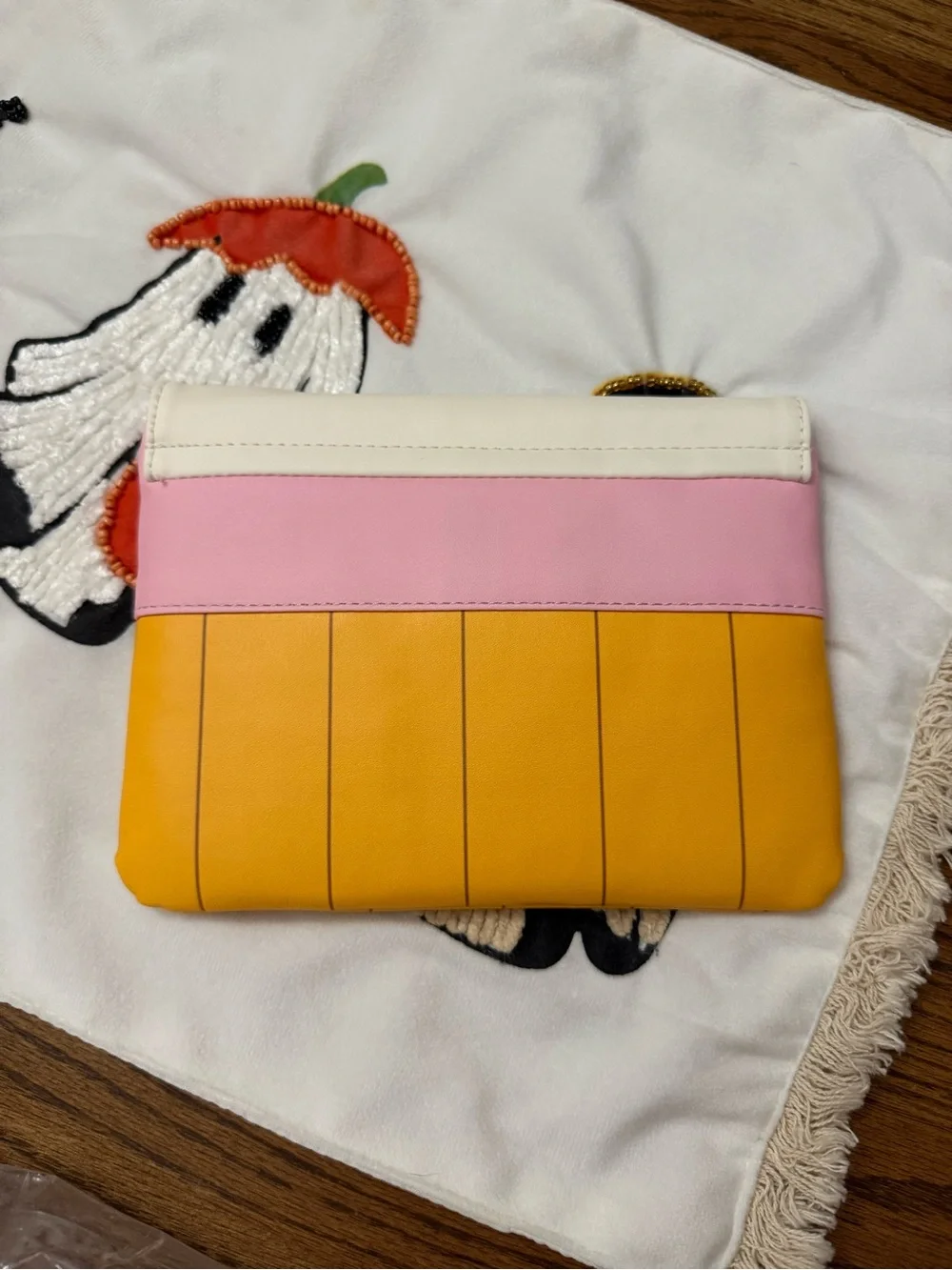 N/A stylish yellow